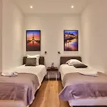 64 - Luxury Flat Champs-Elysees 1D